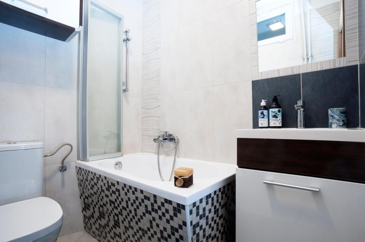 Apartment Elektoralna Варшава Экстерьер фото
