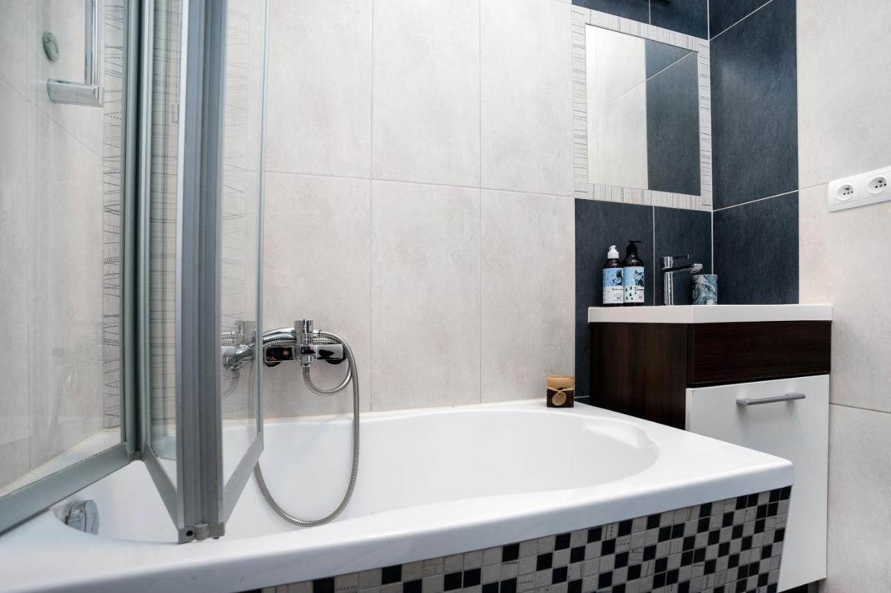 Apartment Elektoralna Варшава Экстерьер фото